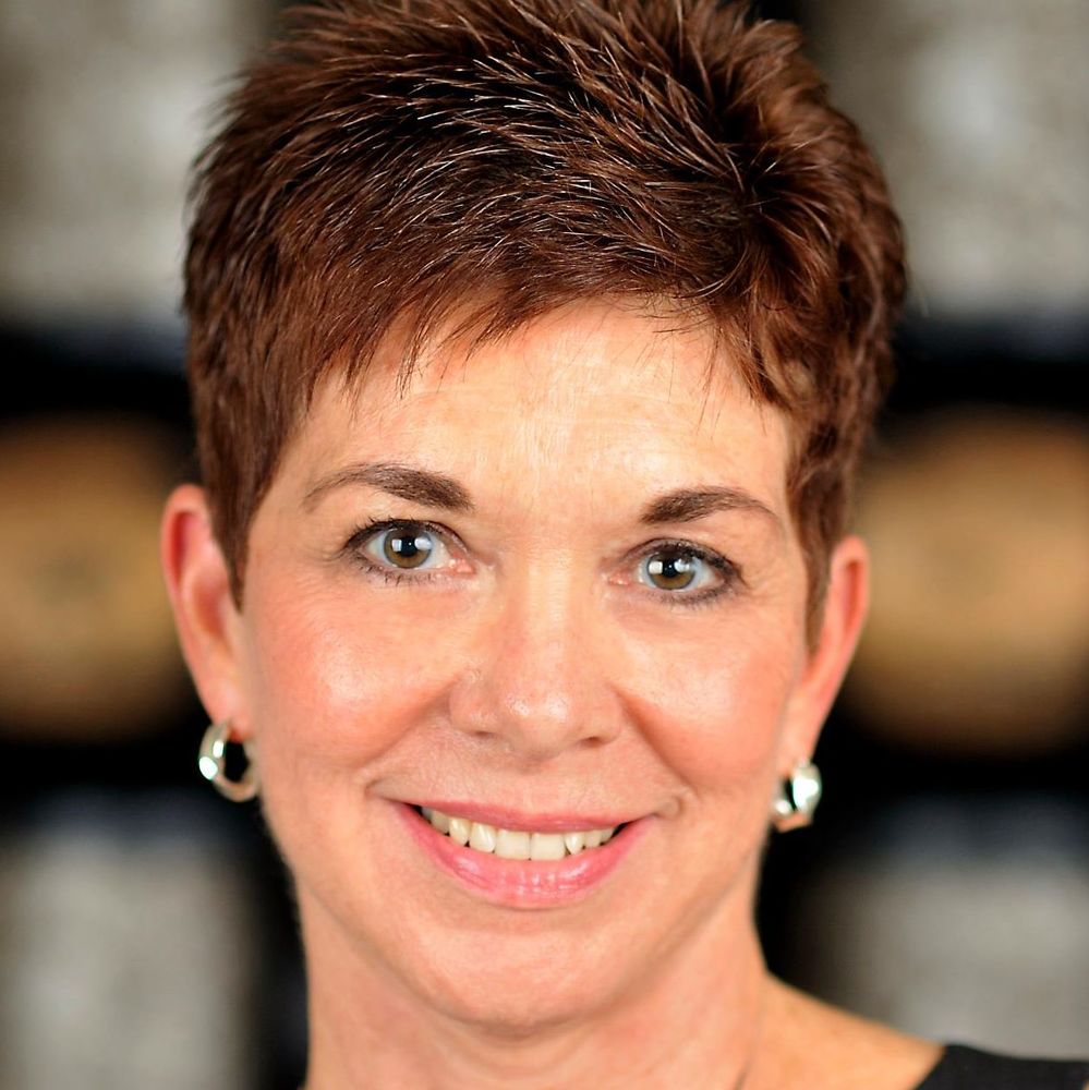 Meet your Posher, Pam